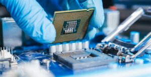 Broadcom očekuje zaradu iznad 100 milijardi dolara